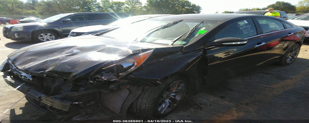 5NPEC4AC2DH619866 2013 HYUNDAI SONATA photo no. 2