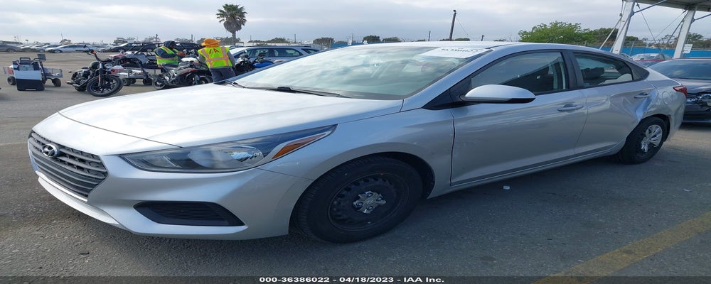 3KPC24A33JE020355 2018 HYUNDAI ACCENT photo no. 2
