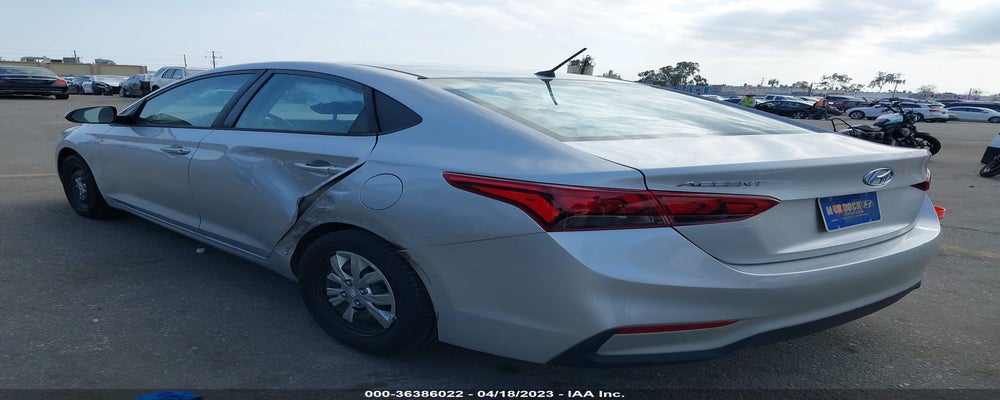 3KPC24A33JE020355 2018 HYUNDAI ACCENT photo no. 3