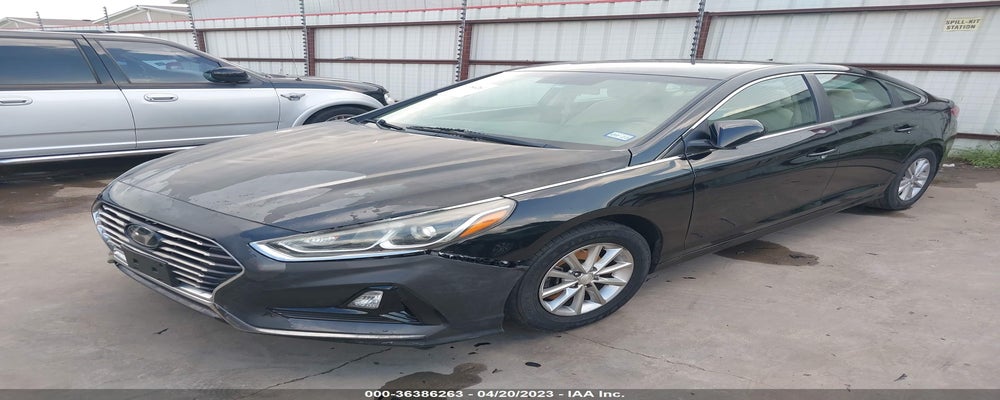 5NPE24AF6JH651227 2018 HYUNDAI SONATA photo no. 2