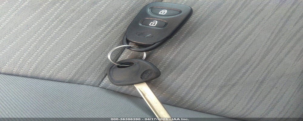 KMHCT4AEXHU357353 2017 HYUNDAI ACCENT photo no. 11