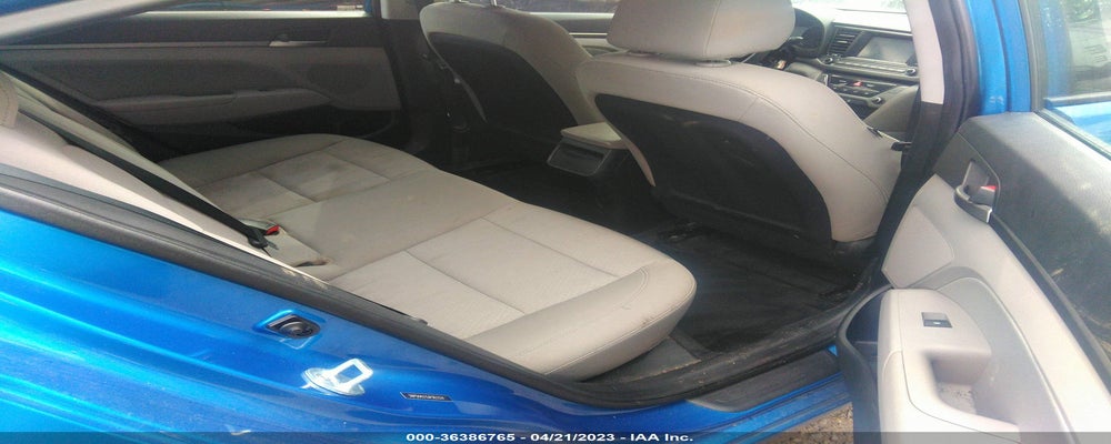 5NPD84LF0JH363324 2018 HYUNDAI ELANTRA photo no. 8
