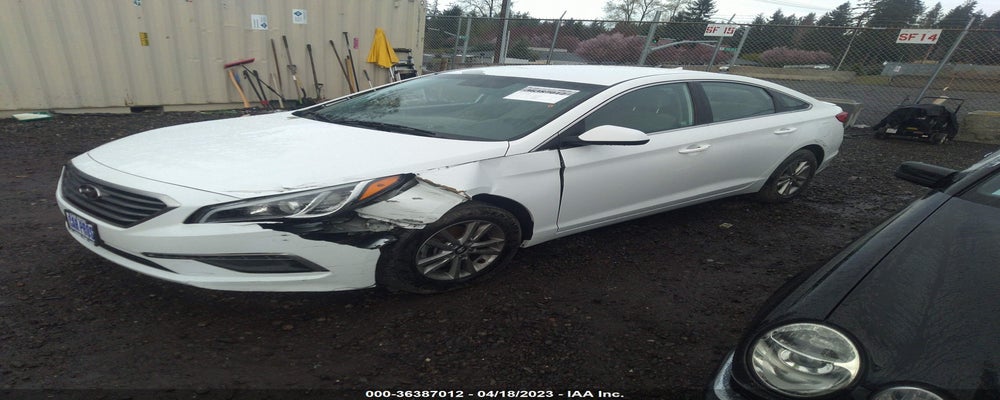 5NPE24AF9FH039871 2015 HYUNDAI SONATA photo no. 2