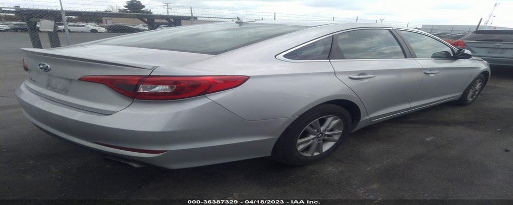 5NPE24AF5GH334225 2016 HYUNDAI SONATA photo no. 4