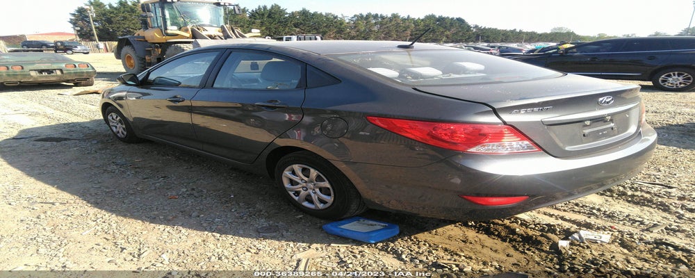 KMHCT4AE3DU312989 2013 HYUNDAI ACCENT photo no. 3
