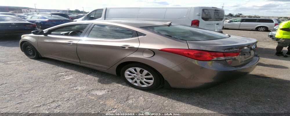 5NPDH4AE6DH196076 2013 HYUNDAI ELANTRA photo no. 3