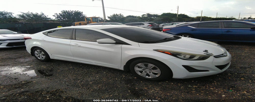 5NPDH4AE2GH672800 2016 HYUNDAI ELANTRA photo no. 17