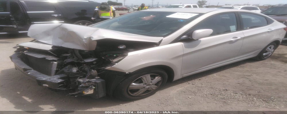 KMHCT4AE7GU078568 2016 HYUNDAI ACCENT photo no. 2
