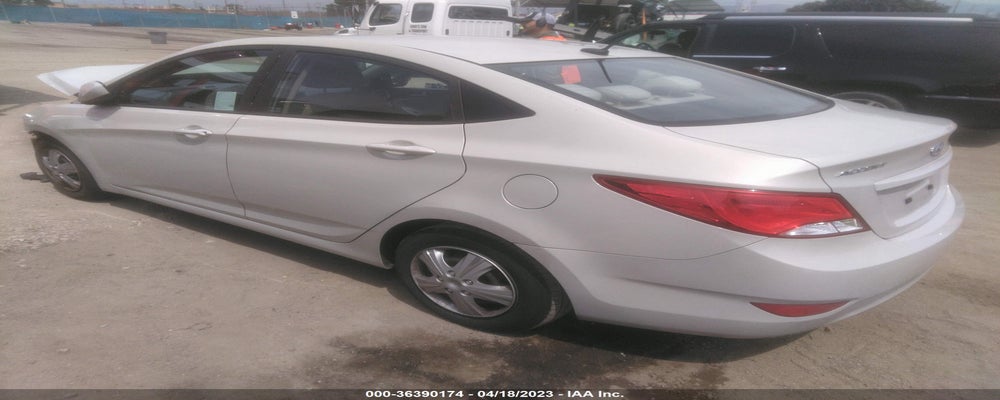 KMHCT4AE7GU078568 2016 HYUNDAI ACCENT photo no. 3