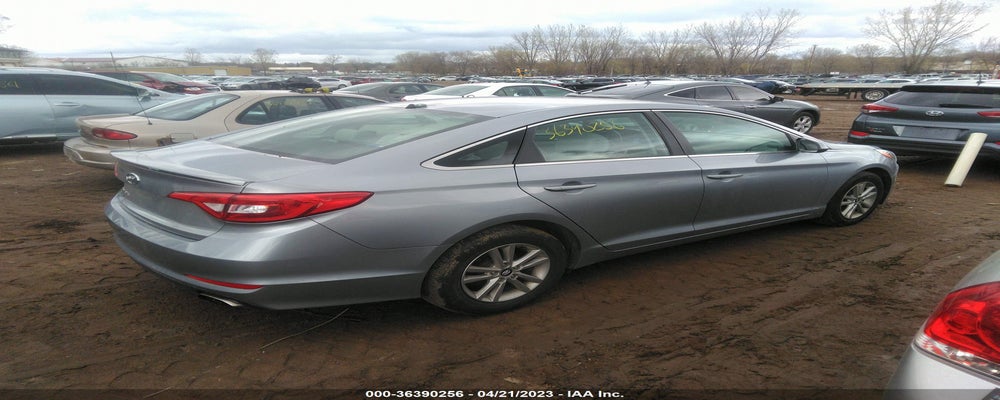 5NPE24AF5FH172708 2015 HYUNDAI SONATA photo no. 4