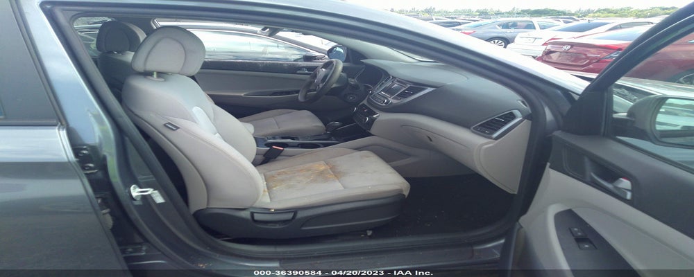 KM8J33A48GU180647 2016 HYUNDAI TUCSON photo no. 5