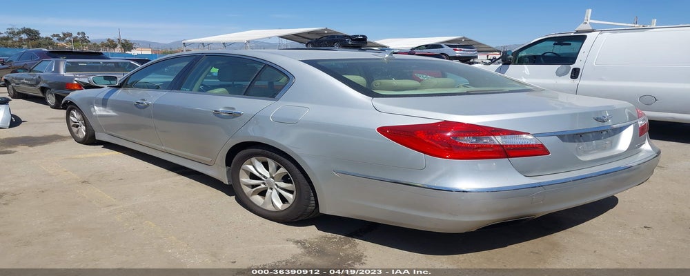 KMHGC4DD5CU179090 2012 HYUNDAI GENESIS photo no. 3