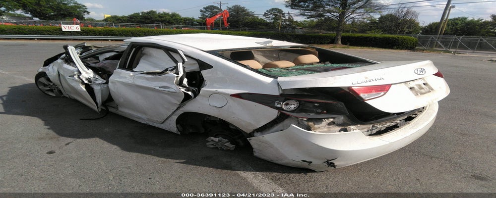 5NPDH4AE6DH434850 2013 HYUNDAI ELANTRA photo no. 3