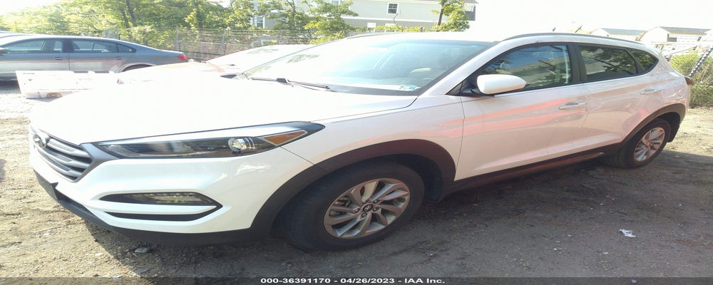 KM8J33A41GU061922 2016 HYUNDAI TUCSON photo no. 2