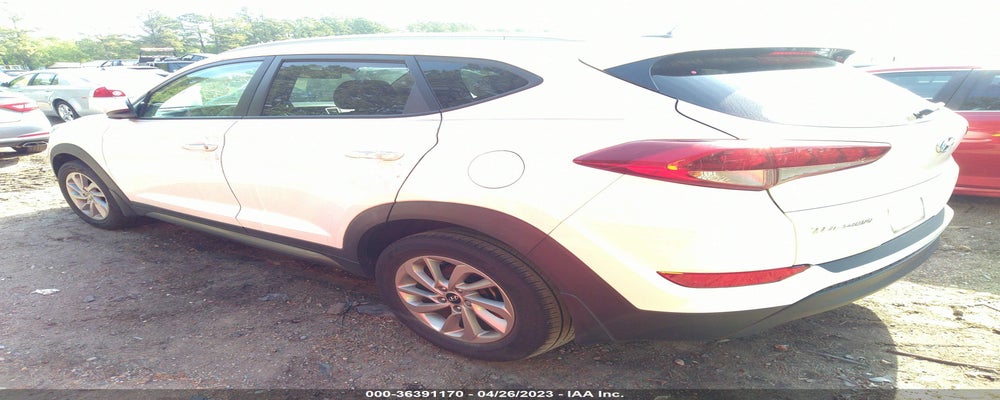 KM8J33A41GU061922 2016 HYUNDAI TUCSON photo no. 3