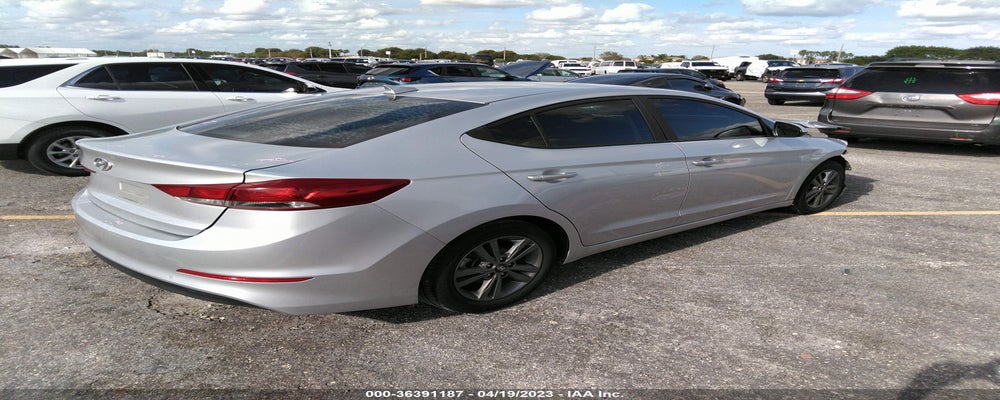 5NPD84LF4JH266546 2018 HYUNDAI ELANTRA photo no. 4