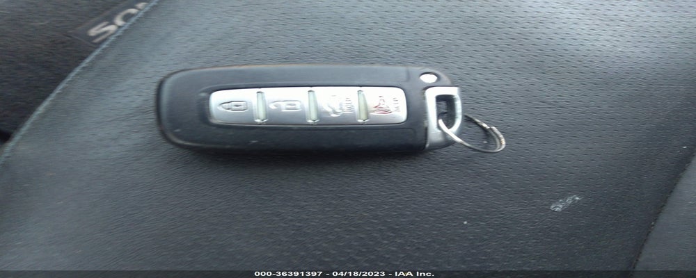 5NPEC4AC8BH001237 2011 HYUNDAI SONATA photo no. 11