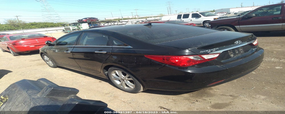 5NPEC4AC8BH001237 2011 HYUNDAI SONATA photo no. 3