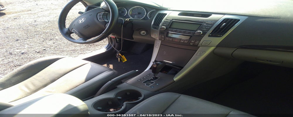 5NPEU4AF7AH594630 2010 HYUNDAI SONATA photo no. 5