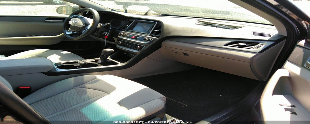 5NPE24AF3JH614085 2018 HYUNDAI SONATA photo no. 5