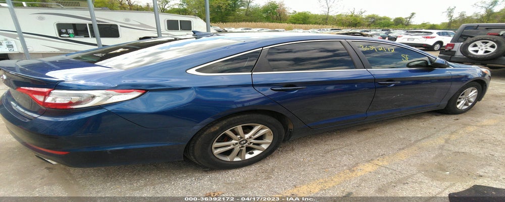 5NPE24AF7FH041120 2015 HYUNDAI SONATA photo no. 4