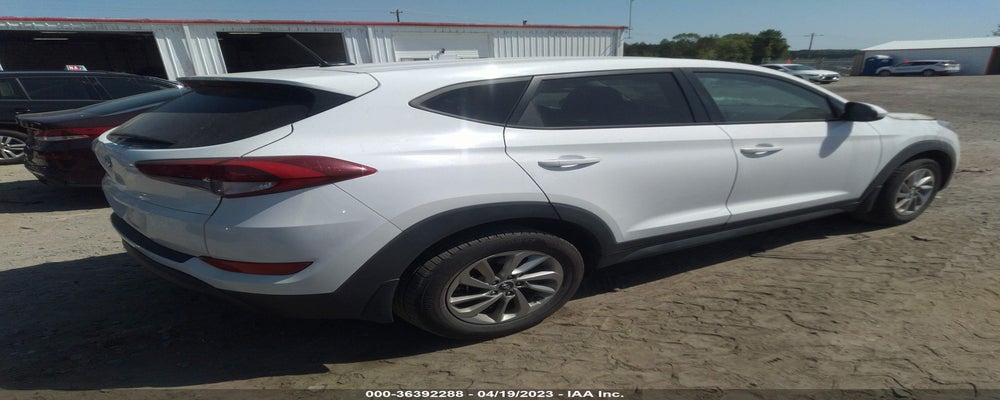 KM8J23A47GU089176 2016 HYUNDAI TUCSON photo no. 4