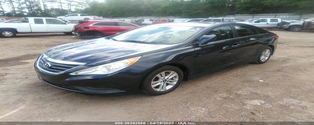 5NPEB4AC4EH923432 2014 HYUNDAI SONATA photo no. 2