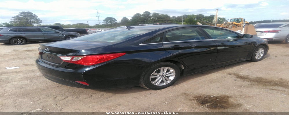 5NPEB4AC4EH923432 2014 HYUNDAI SONATA photo no. 4