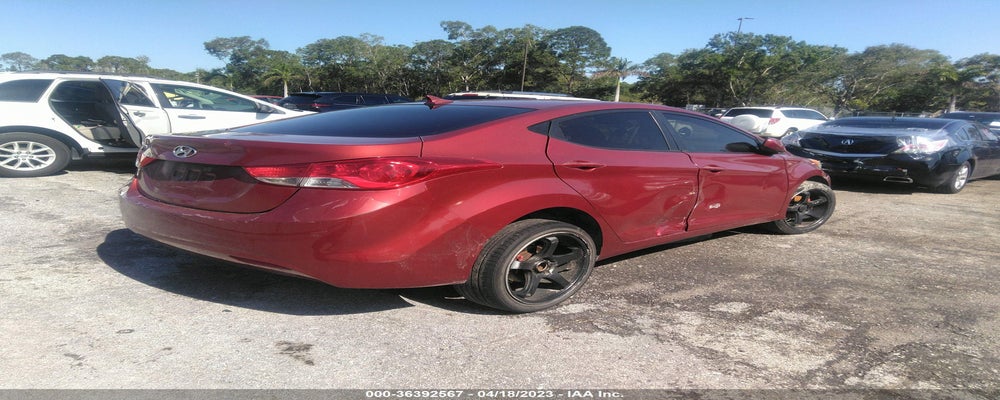 5NPDH4AE5DH327627 2013 HYUNDAI ELANTRA photo no. 4