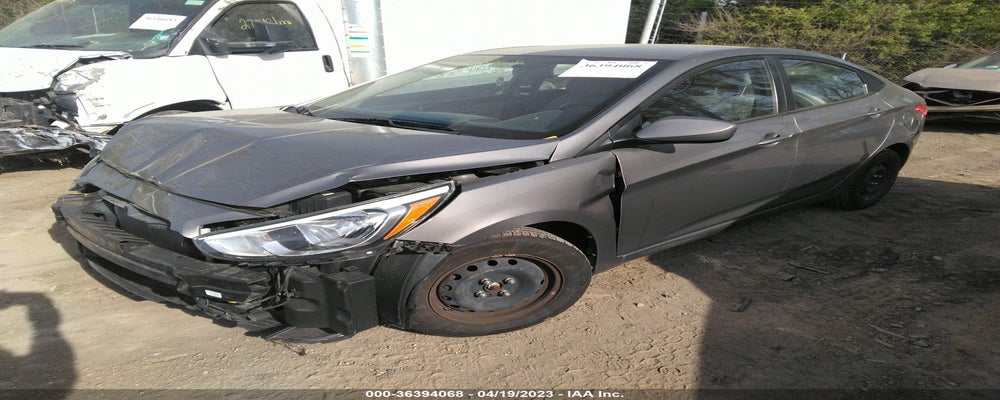 KMHCT4AE3HU368260 2017 HYUNDAI ACCENT photo no. 2