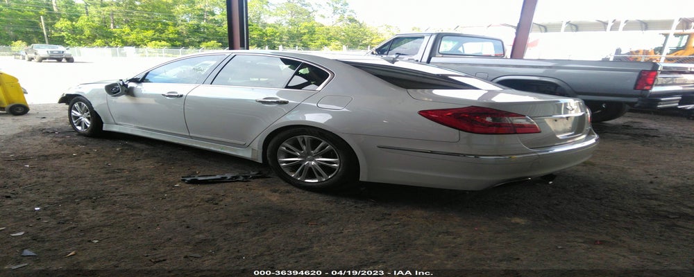 KMHGC4DD6CU151332 2012 HYUNDAI GENESIS photo no. 3