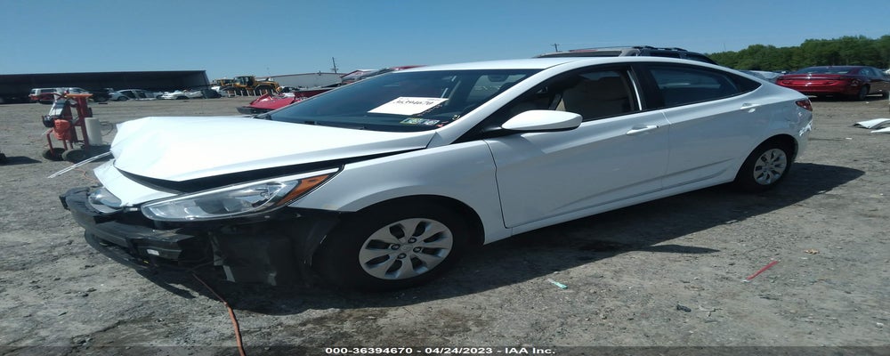 KMHCT4AE1GU138263 2016 HYUNDAI ACCENT photo no. 2