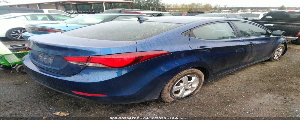 5NPDH4AE4FH573068 2015 HYUNDAI ELANTRA photo no. 4