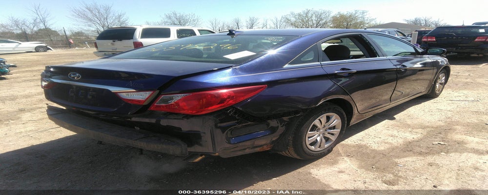 5NPEB4AC5CH365460 2012 HYUNDAI SONATA photo no. 4