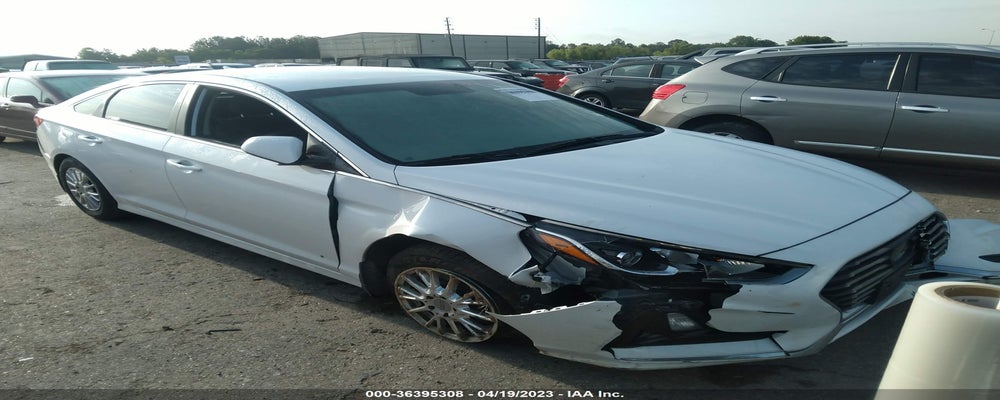 5NPE24AF1JH704237 2018 HYUNDAI SONATA photo no. 3