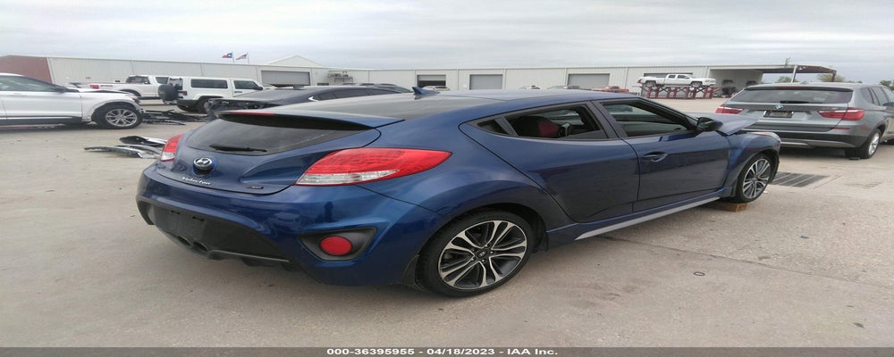 KMHTC6AE1GU250704 2016 HYUNDAI VELOSTER photo no. 4
