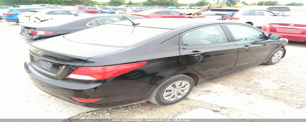KMHCT4AE0HU290424 2017 HYUNDAI ACCENT photo no. 4