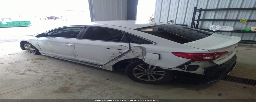 5NPE24AF8FH201439 2015 HYUNDAI SONATA photo no. 3