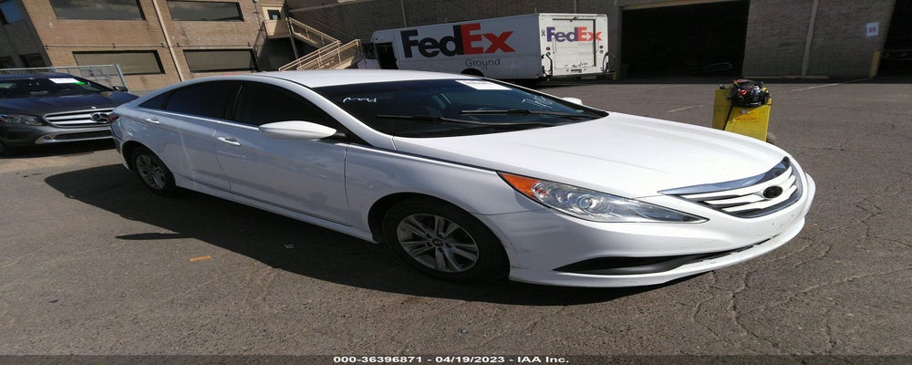 5NPEB4ACXEH906666 2014 HYUNDAI SONATA photo no. 15