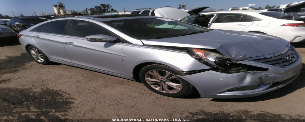5NPEC4AC8BH266174 2011 HYUNDAI SONATA photo no. 1