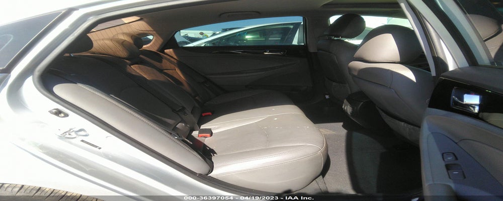 5NPEC4AC8BH266174 2011 HYUNDAI SONATA photo no. 8