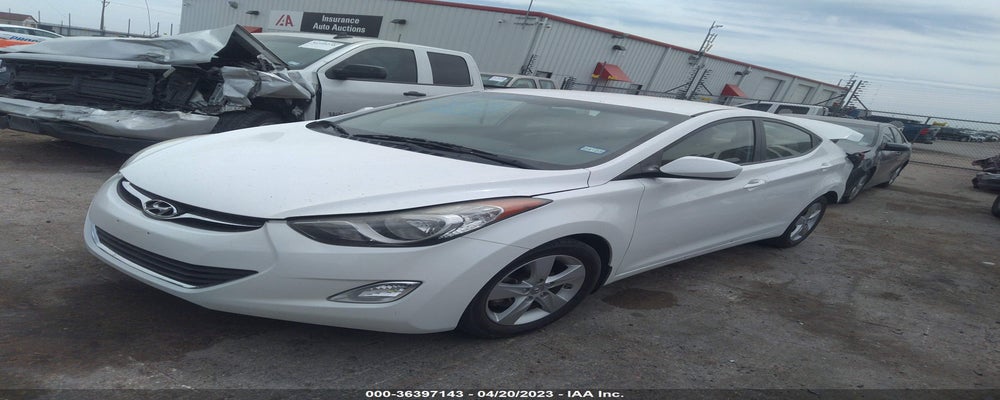 5NPDH4AE2DH409427 2013 HYUNDAI ELANTRA photo no. 2