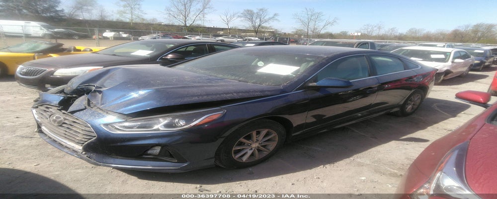 5NPE24AF6JH723253 2018 HYUNDAI SONATA photo no. 2
