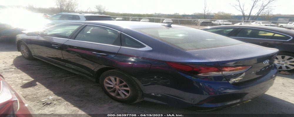 5NPE24AF6JH723253 2018 HYUNDAI SONATA photo no. 3