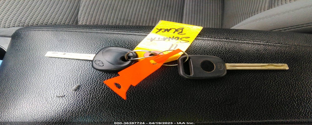 5NPEB4AC3BH061400 2011 HYUNDAI SONATA photo no. 11