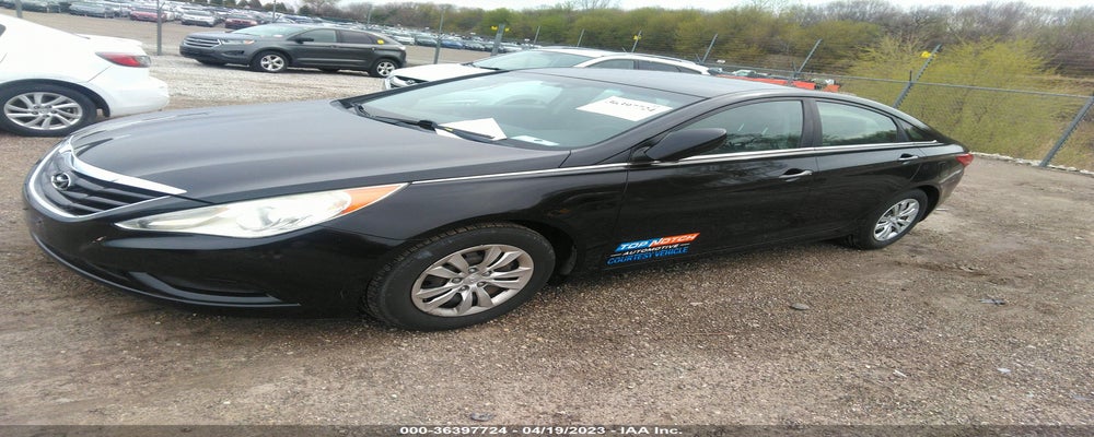 5NPEB4AC3BH061400 2011 HYUNDAI SONATA photo no. 2