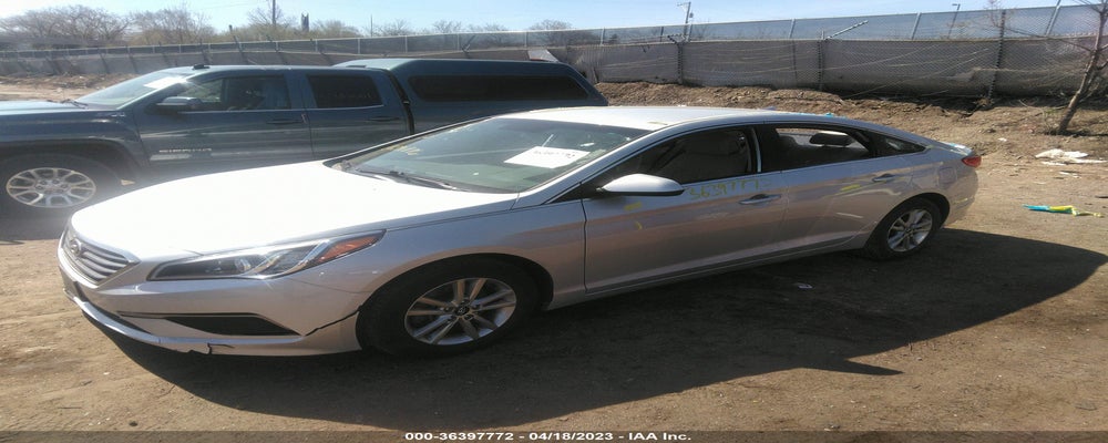 5NPE24AF3GH405731 2016 HYUNDAI SONATA photo no. 2