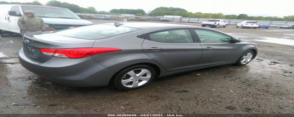 5NPDH4AE0DH322156 2013 HYUNDAI ELANTRA photo no. 4