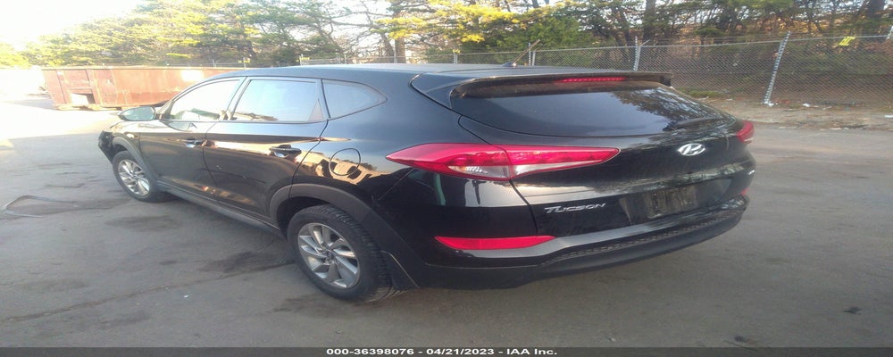 KM8J2CA48JU701120 2018 HYUNDAI TUCSON photo no. 3