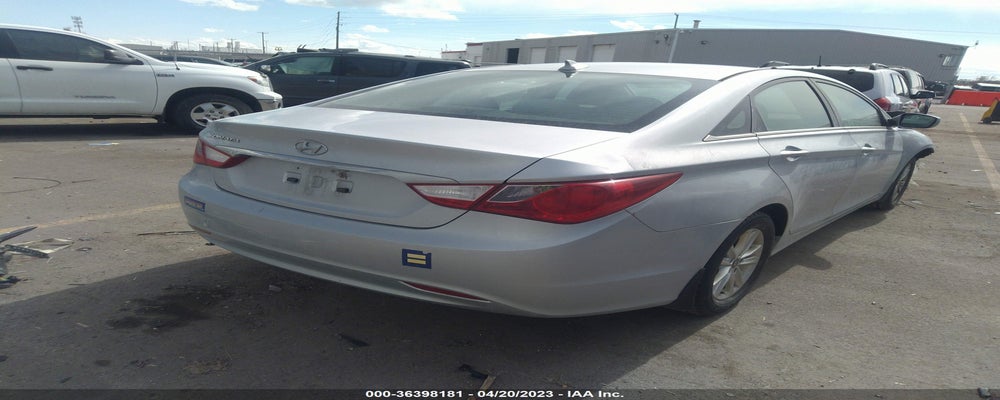 5NPEB4AC7DH710859 2013 HYUNDAI SONATA photo no. 4